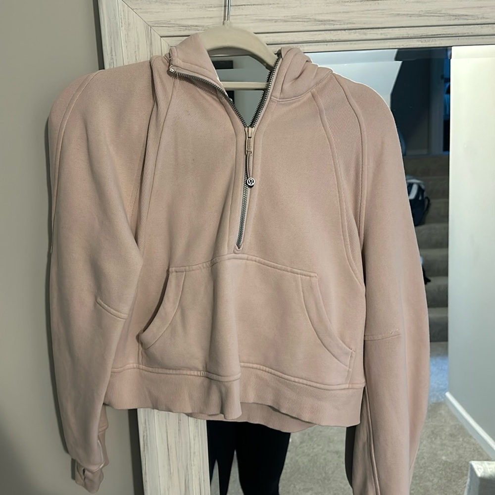 Lululemon cropped scuba hoodie